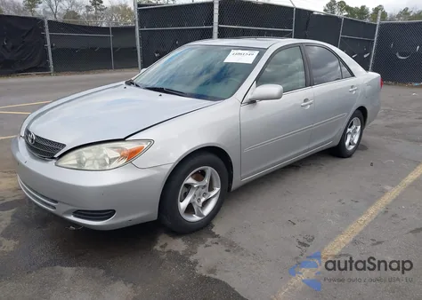 2002 Toyota Camry Xle from USA, damaged, VIN 4T1BE32K12U585768